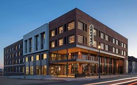 Hotel Tupelo, A Wyndham Hotel