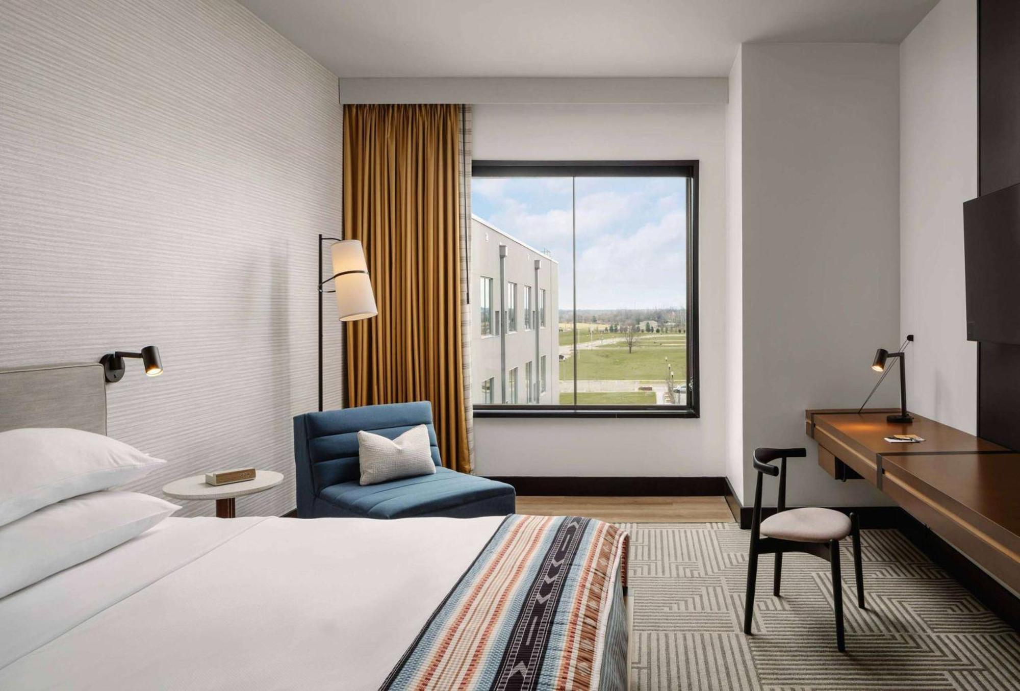 Hotel Tupelo, A Wyndham Hotel Exterior photo